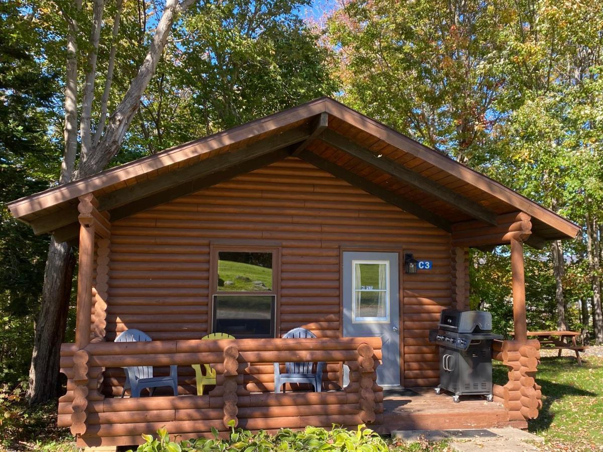 Adventures East Cottages And Campground บัดเดค ภายนอก รูปภาพ
