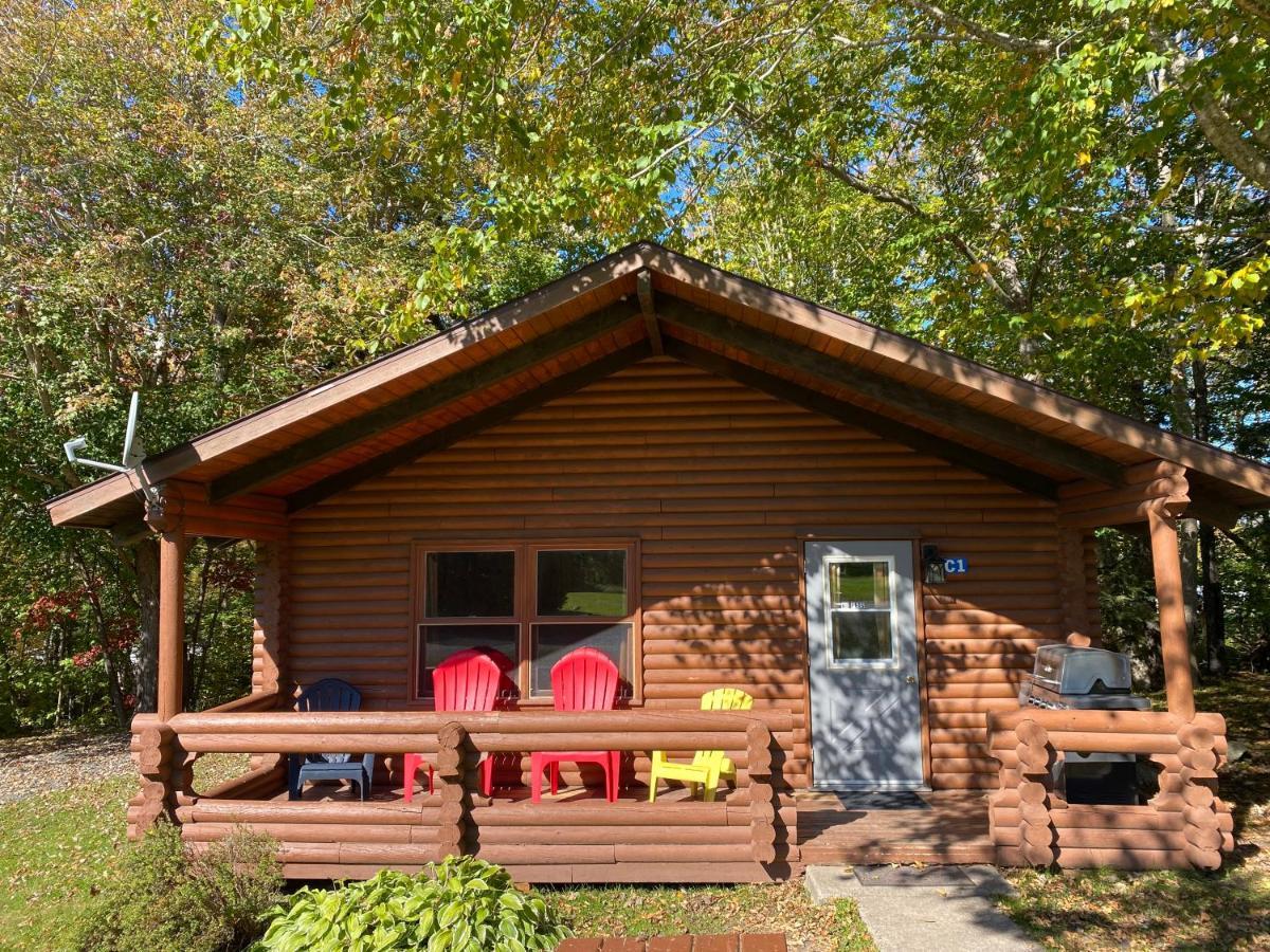 Adventures East Cottages And Campground บัดเดค ภายนอก รูปภาพ