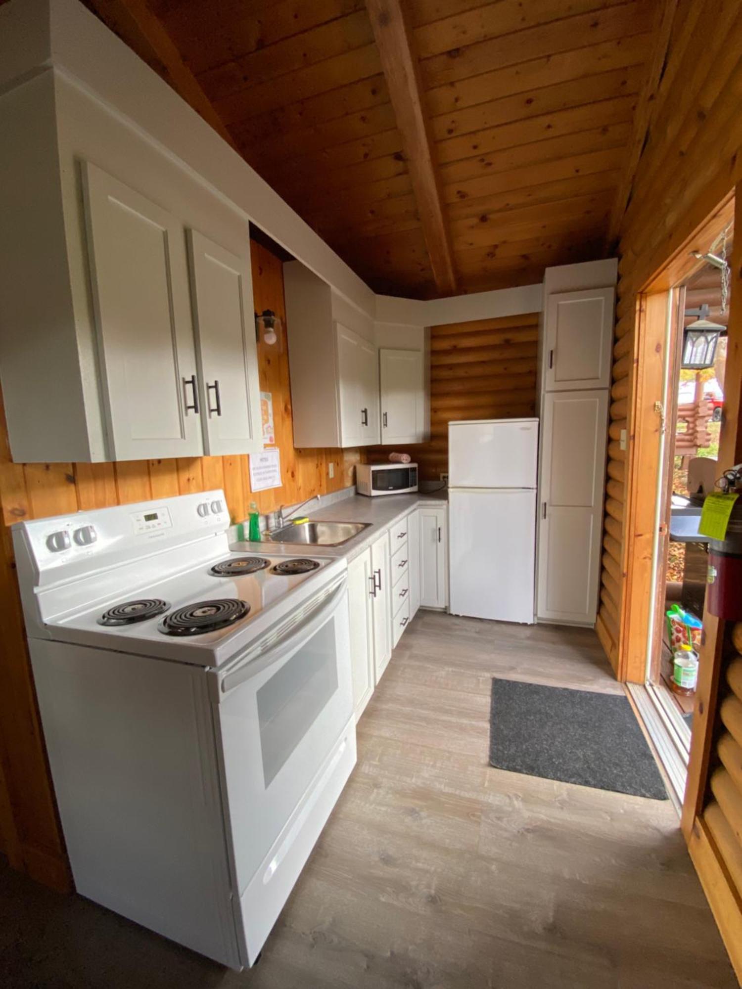 Adventures East Cottages And Campground บัดเดค ภายนอก รูปภาพ
