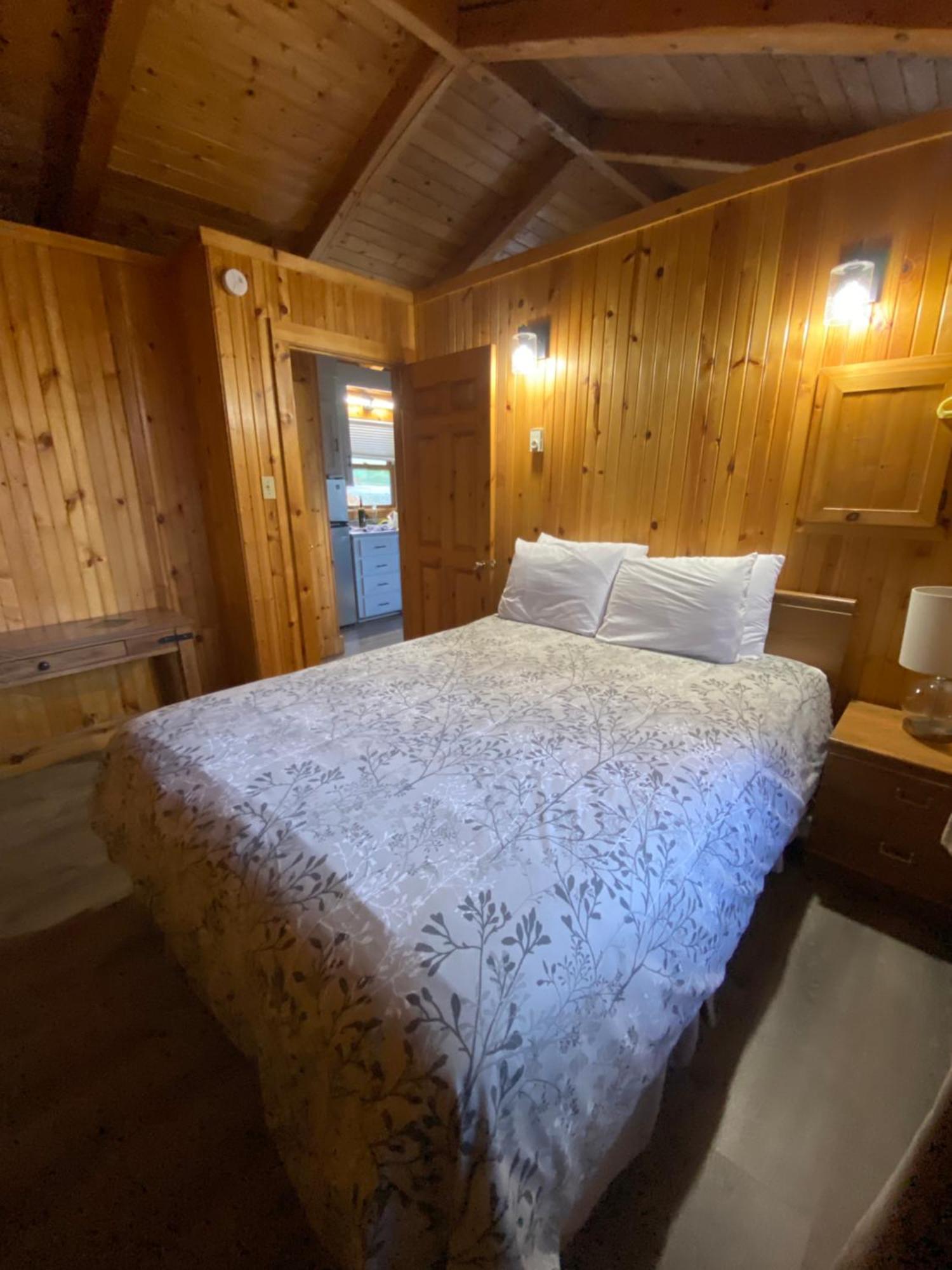 Adventures East Cottages And Campground บัดเดค ภายนอก รูปภาพ
